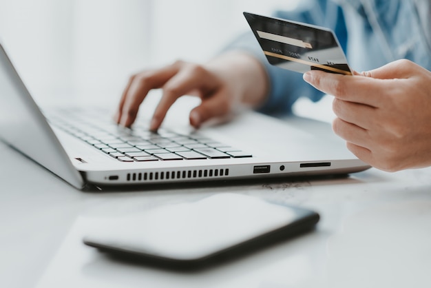 Credit card for online shopping and payment online 