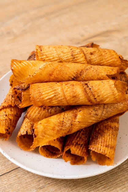 crispy dried squid rolls