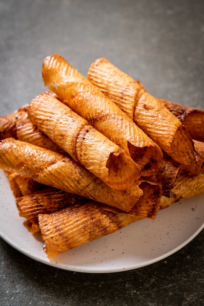 crispy dried squid rolls