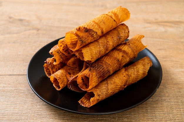 crispy dried squid rolls