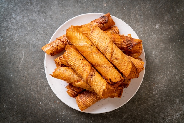 crispy dried squid rolls