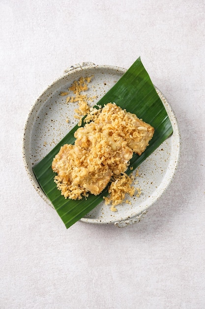 Crispy fried banana is a delicious and crunchy Indonesian food