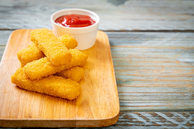 Photo crispy fried fish fingers