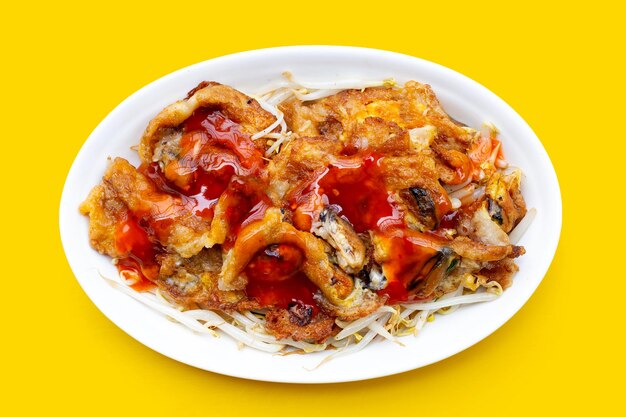 Crispy fried mussel pancake with bean sprout