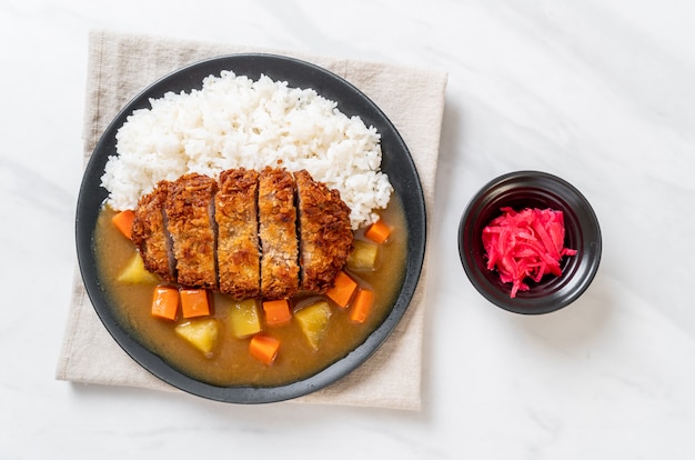 Crispy fried pork cutlet with curry and rice