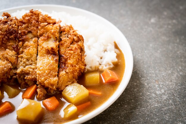 Crispy fried pork cutlet with curry and rice