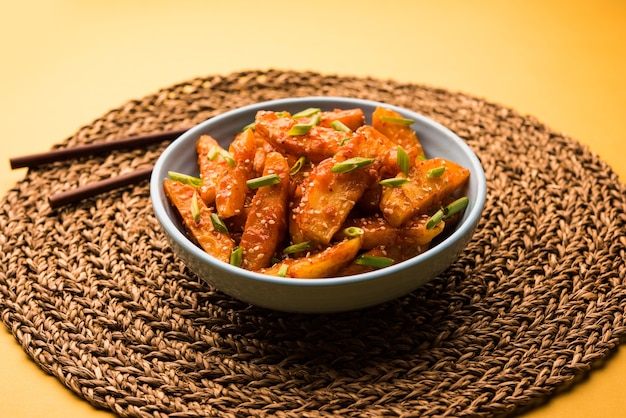 Crispy Honey Chilli Potatoes are a super addictive snack from Indian chinese cuisine