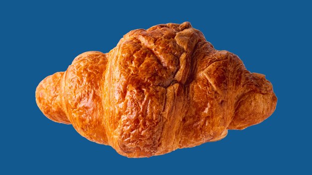 Croissant op blauwe achtergrond isolate