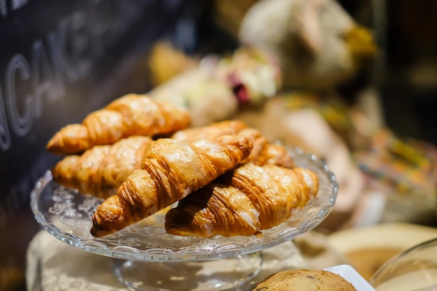 Croissant voor broodachtergrond of textuur.