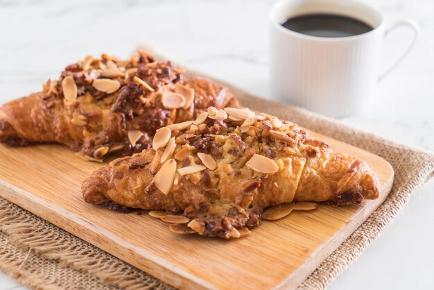 croissant with almonds