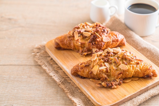 croissant with almonds