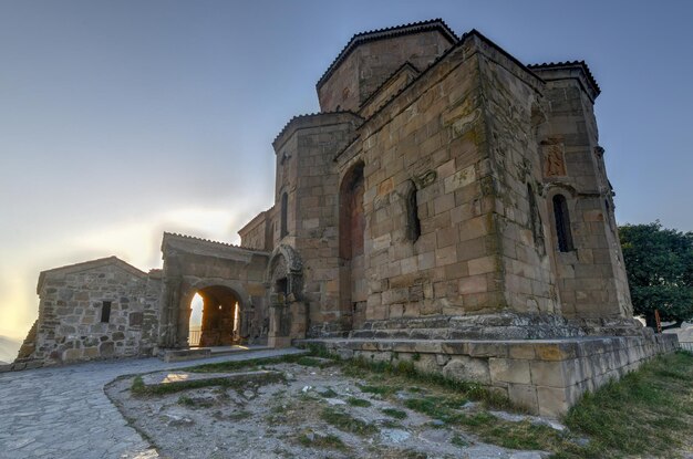 Cross Mounastery Jvari gelegen op de heuvel bij de stad Mtskheta Georgië