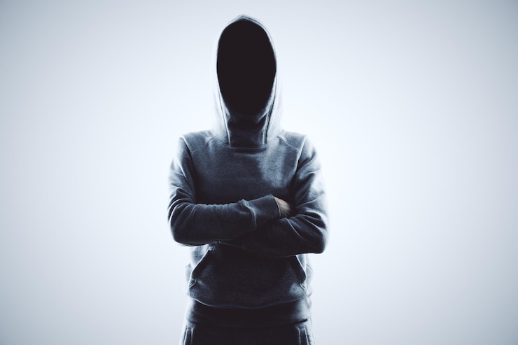 Photo crossing hands hacker