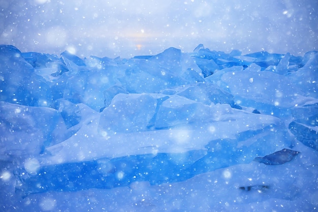 crushed blue ice hummocks baikal winter achtergrond