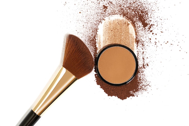 Crushed bronzing powder with makeup brush Bronzer for face contouring or creating tanned look