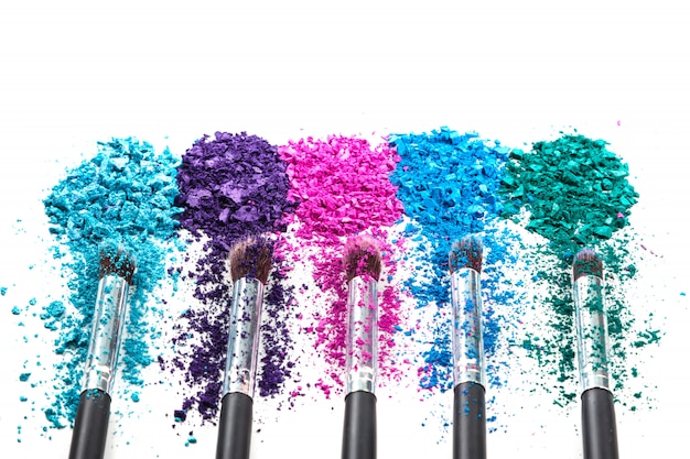 Crushed eyeshadows and make-up brushes