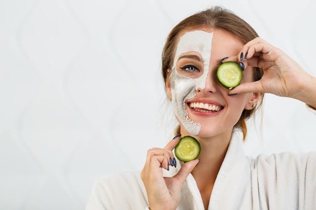 Cucumber Fun During Face Care