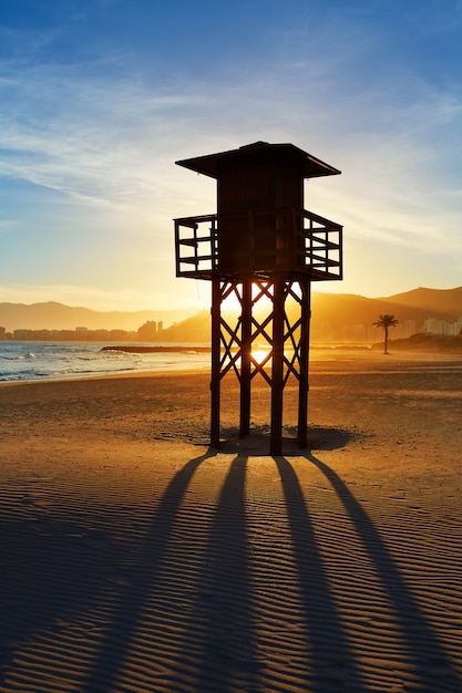 Cullera Playa Los Olivos strandzonsondergang in Valencia