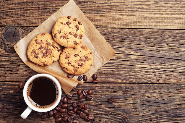 Cup of coffee and chocolate cookies