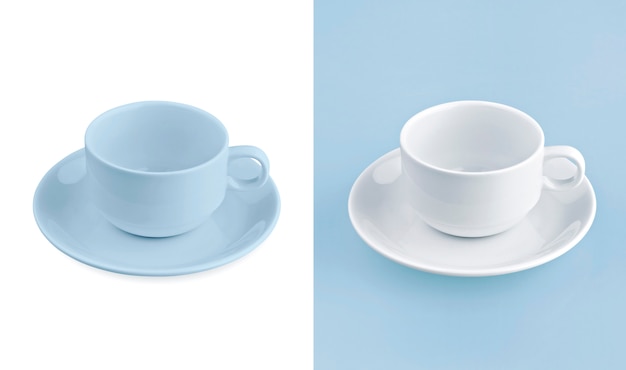 Tazza su sfondo bianco e blu