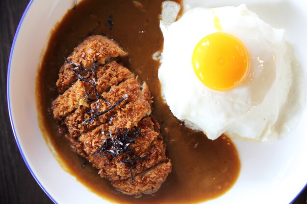 Curry rice with fried pork