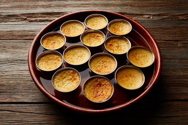 Custard Creme Caramel Flan dessert bain marie