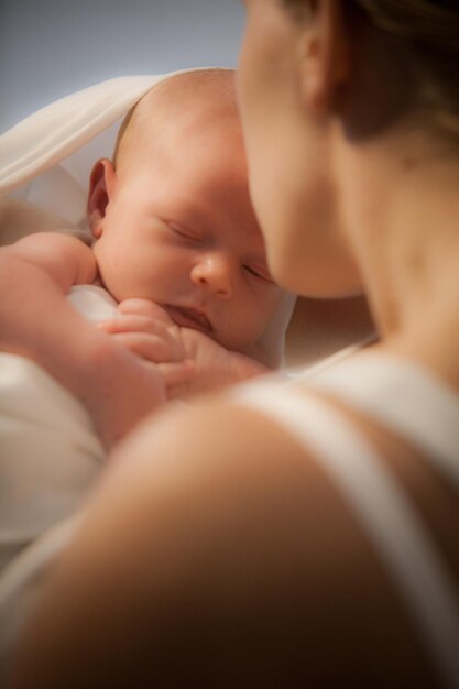 Foto la dolce madre del bambino.