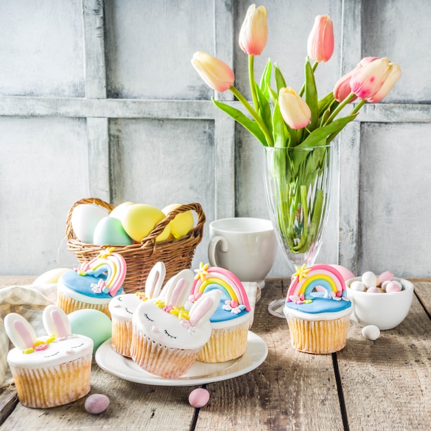 Cute homemade easter cupcakes