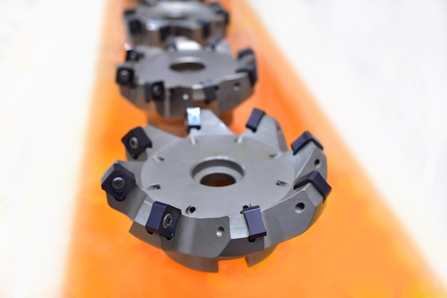 Foto cutter spot facing tool speciaal gebruik voor machinaal metaalbewerkingsmateriaal carbide en staal