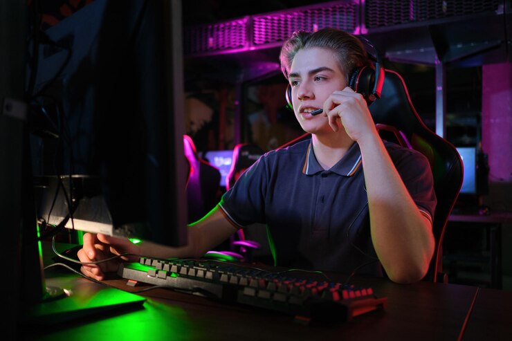 Photo cyber sport. team play. professional cybersport player training or playing online game on his pc