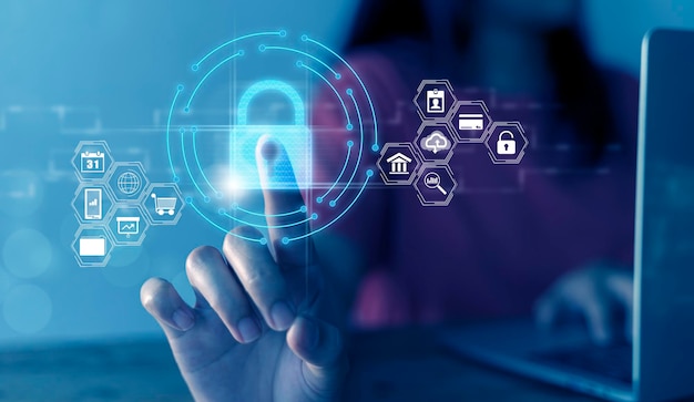Cyberbeveiliging en privacyconcepten om gegevensvergrendelingspictogram en internetnetwerkbeveiligingstechnologie te beschermen