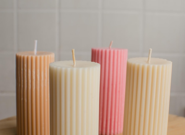 Photo a cylindrical candle made of soy wax