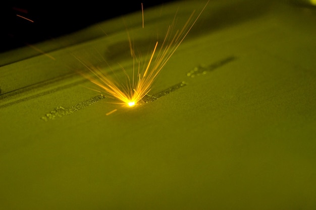 D-printer die driedimensionaal object afdrukt van metaalpoeder selectieve lasersmeltende lasersintering