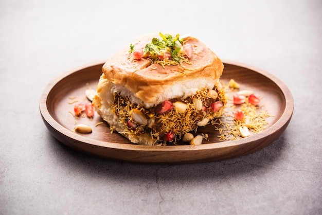 Dabeli, kutchi dabeli or double roti is a popular snack food of India, originating in the Kutch or Kachchh region of Gujarat