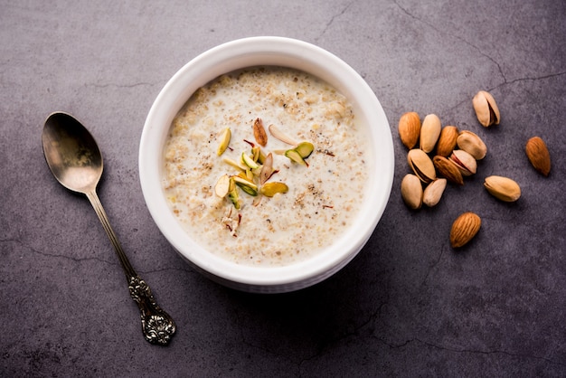 Daliya kheer or Dalia Payasam ÃÂ¢ÃÂÃÂ Broken or Cracked wheat and milk porridge with sugar cooked in Indian way. Dalia is a popular breakfast cereal in North India