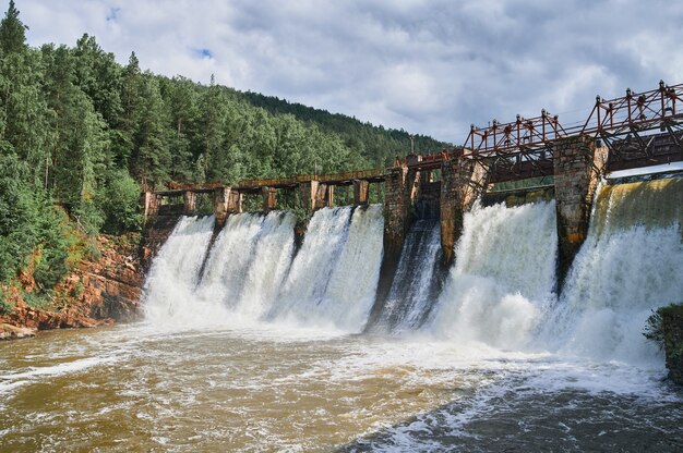 Dam over eresma river segovia spain  pontoon reservoir