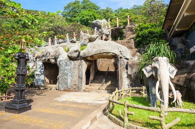 Dambulla-grottempel of gouden tempel van Dambulla. Grottempel is een Werelderfgoed in de buurt van de stad Dambulla, Sri Lanka.