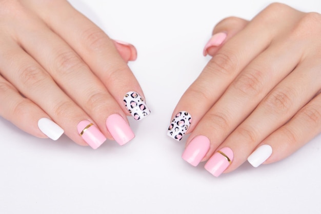 Damesnagels met luipaardprint