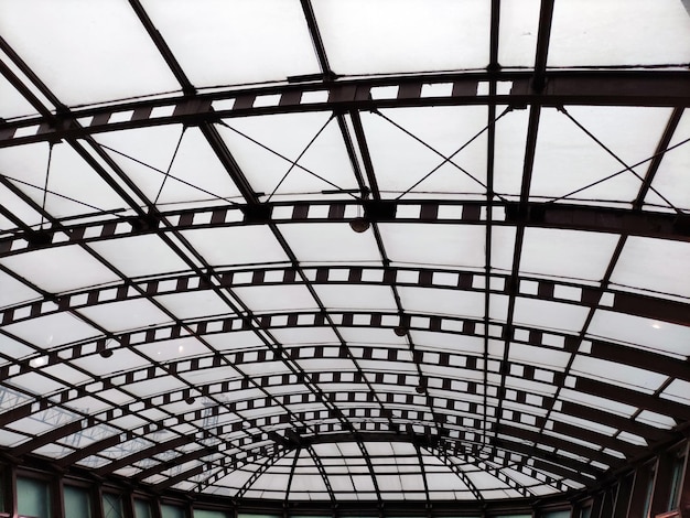Темная металлическая крыша, конструкция абстрактного фона, обои
