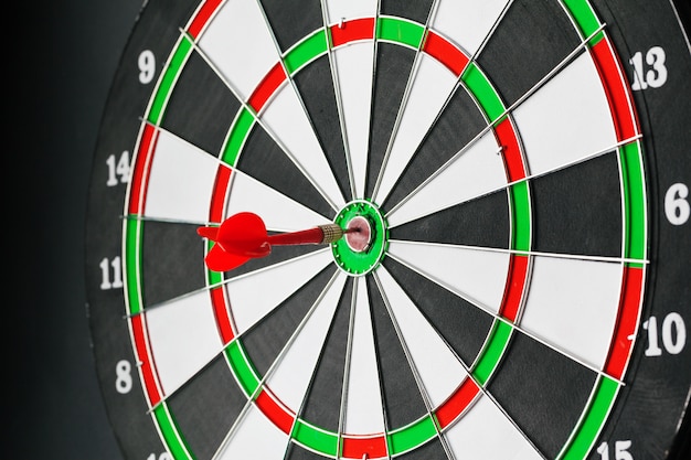 dartboard business success concept