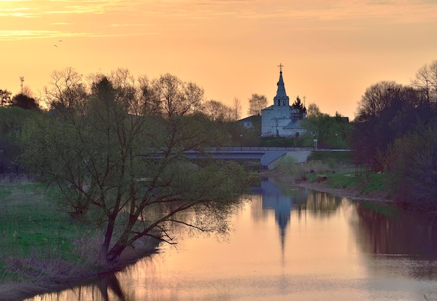 Рассвет на реке Каменке