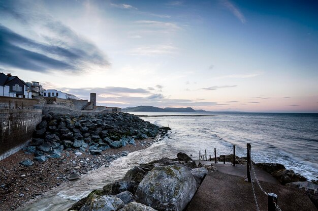 Photo daybreak at lyme regis