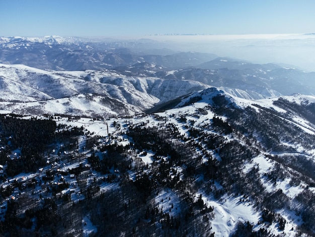 スキー リゾート コパオニクス近くの山々 の昼間の景色