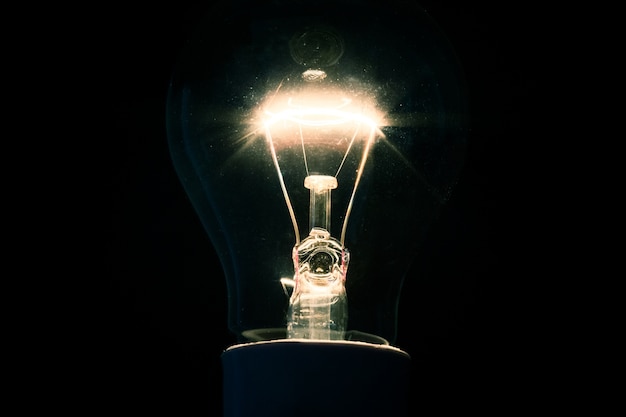 Dazzling filament bulb 