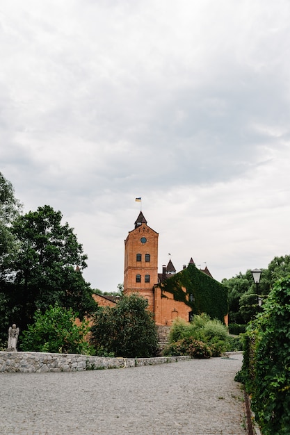 De architectuur van het stenen kasteel Radomysl Oud kasteel