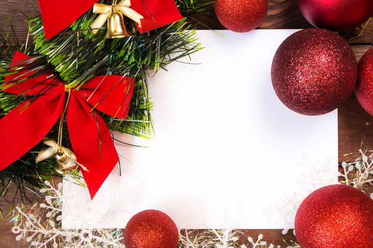 Foto de ballenkaarsen van het kerstmisdecor in de de samenstellings feestelijke decoratie van het nieuwjaar