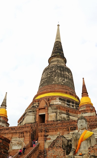 De belangrijkste stoepa (Chedi) van de Wat Yai Chai Mongkhon-tempel in Ayutthaya, Thailand