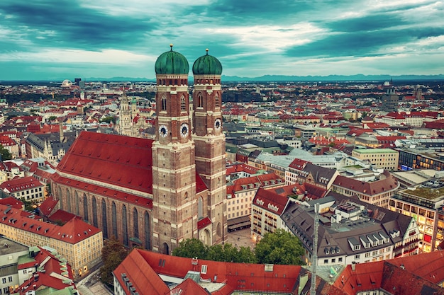 De beroemde Frauenkirche in München Duitsland