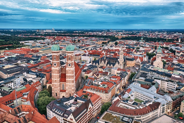 De beroemde Frauenkirche in München Duitsland