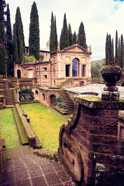 De fantasiearchitectuur van La Scarzuola in Terni, Italië